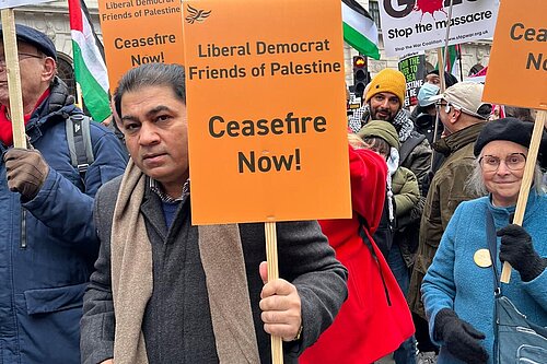 Liberal Democrat campaigner Afzal Choudhry calling for a ceasefire