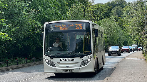 The 375 bus to Mellor