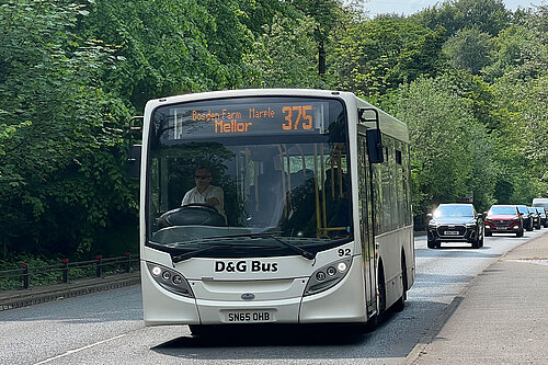 The 375 bus to Mellor