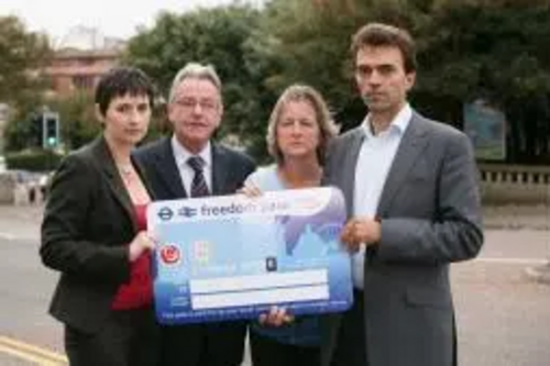 Caroline Pidgeon, Cllr Sean Brennan, Cllr Ruth Domby (Sutton) and Tom Brake MP opposing cuts to the Freedom Pass