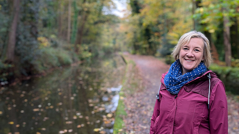 Lisa Smart at the canalside in Marple