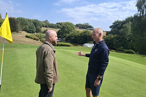 Cllr. Sam Evans (Left) and Lee Machin, Bromsgrove Golf Club’s Gentlemen’s Captain (Right)