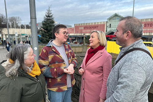 Lisa Smart discusses the new hospital site with Liberal Democrat colleagues