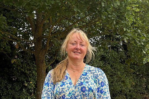 photo of helen davies