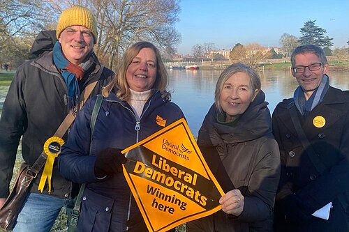 Elizabeth canvassing at angle