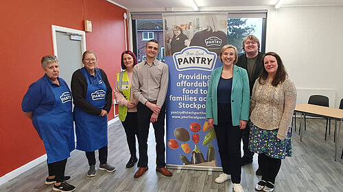 Lisa Smart MP and local Lib Dem campaigner Niki Meerman with the team of the Woodley Pantry and FareShare