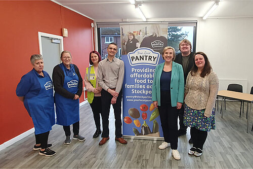 Lisa Smart MP and local Lib Dem campaigner Niki Meerman with the team of the Woodley Pantry and FareShare