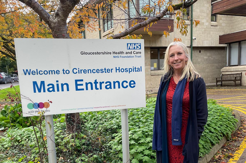 Roz outside Cirencester Hospital