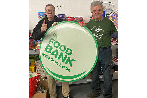 Cllrs Trendall & Exon volunteering at MK Food Bank