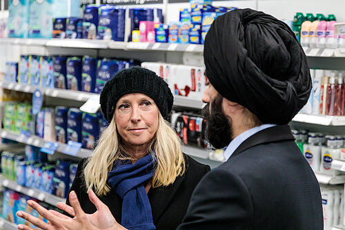 Roz Savage MP speaking to Pharmacist in Malmesbury