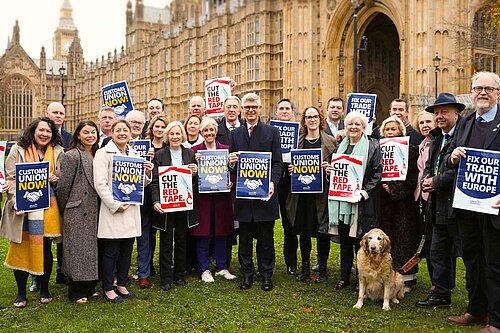 Lib Dem MPs celebrating victory on Bill calling for UK to get a better deal with EU