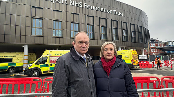 Lisa Smart MP and Sir Ed Davey at Stepping Hill Hospital