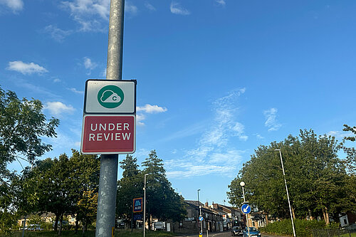 Congestion charge under review sign