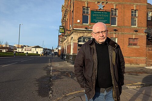 Steve Donkin standing in front of the Mountain Daisy public house on Hylton Road