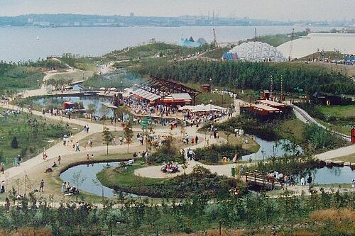 Festival Gardens Site  Pete Chapman / Liverpool Garden Festival Site / CC BY-SA 2.0